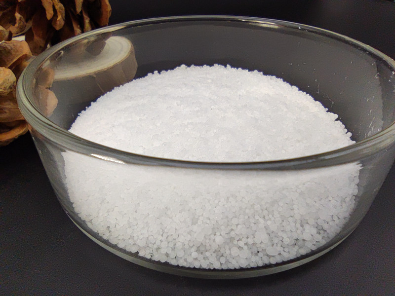 Micro perle de soude caustique de haute qualité pour faire du savon