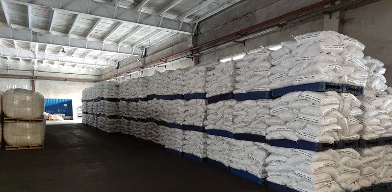Sosa caustica a granel, stock listo para envío inmediato