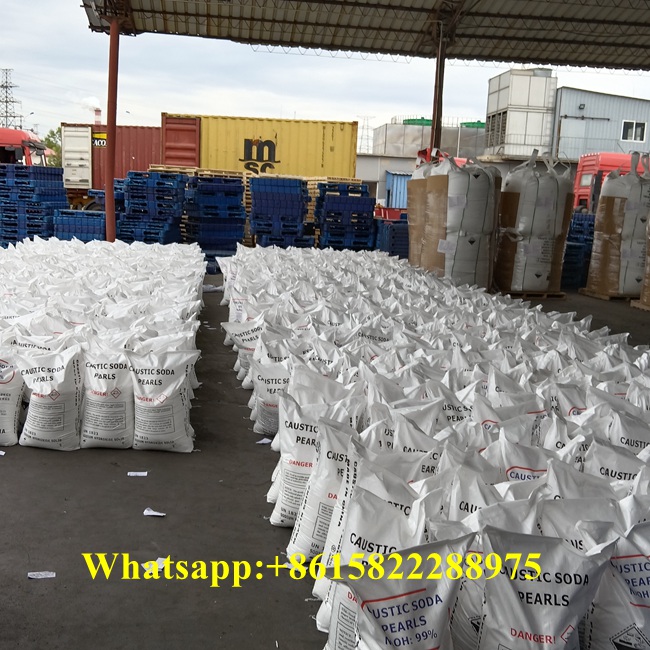 Soda cáustica escamas fábrica directa al por mayor